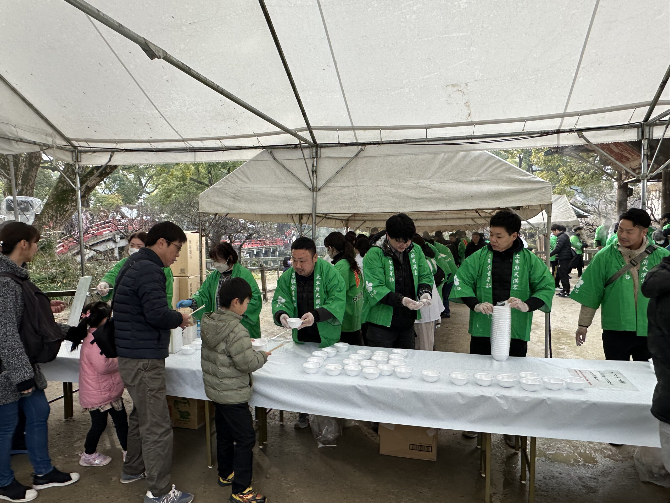 大盛況！第34回チャリティー餅つき in 太宰府天満宮
