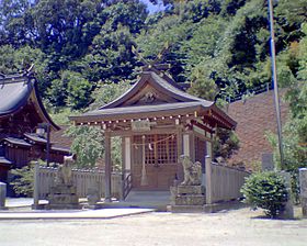280px-Kasuga_shrine_Up200607292025