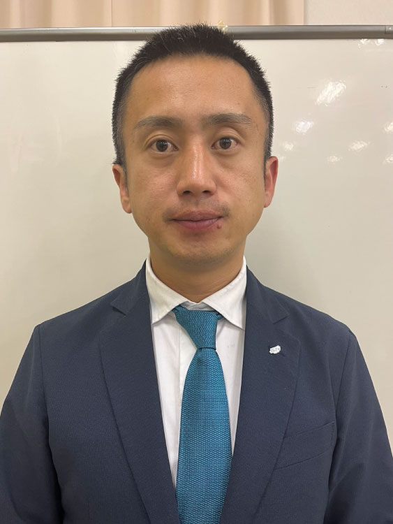 平山優太郎（副委員長）